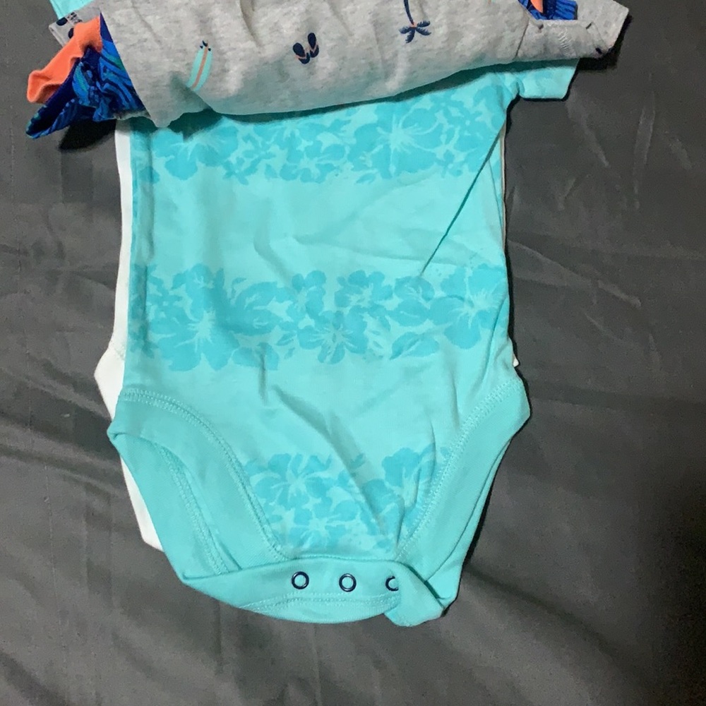 BRAND NEW 💥Baby Onesies brand new never used 5 pack - Picture 4 of 5